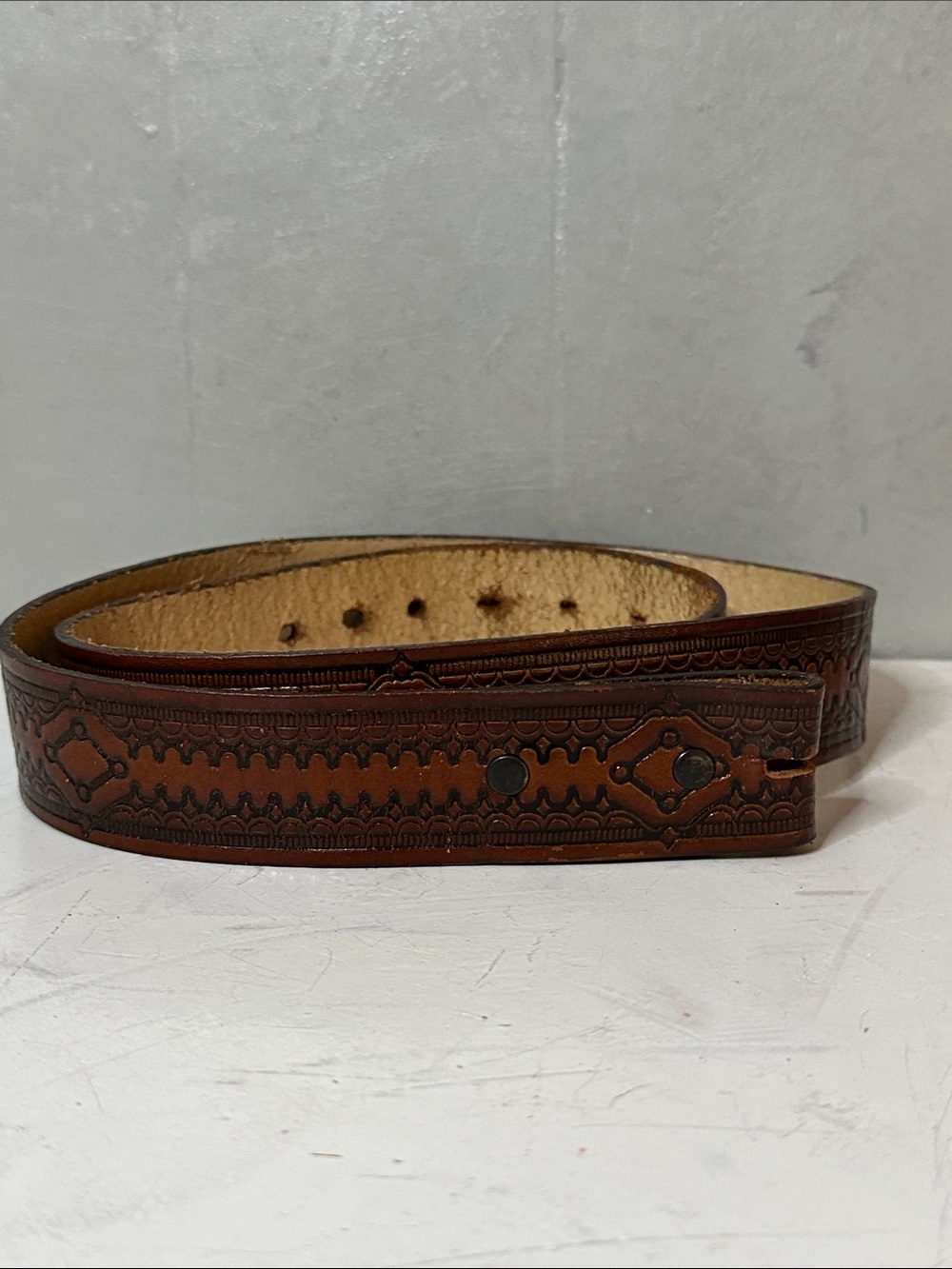 VINTAGE TOOLED LEATHER BELT SNAP STRAP MADE IN USA SIZE 36
